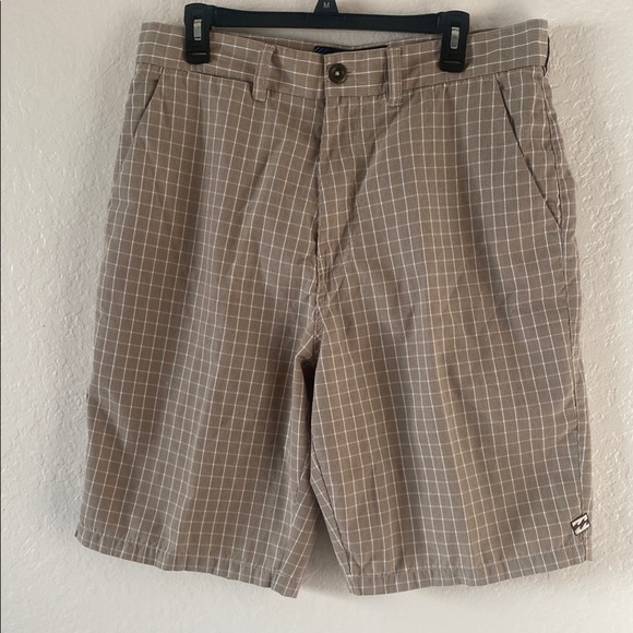 Billabong Other - Billabong Men's Tan Checkered Shorts